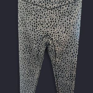 Vitality Black and Gray leopard print Leggings